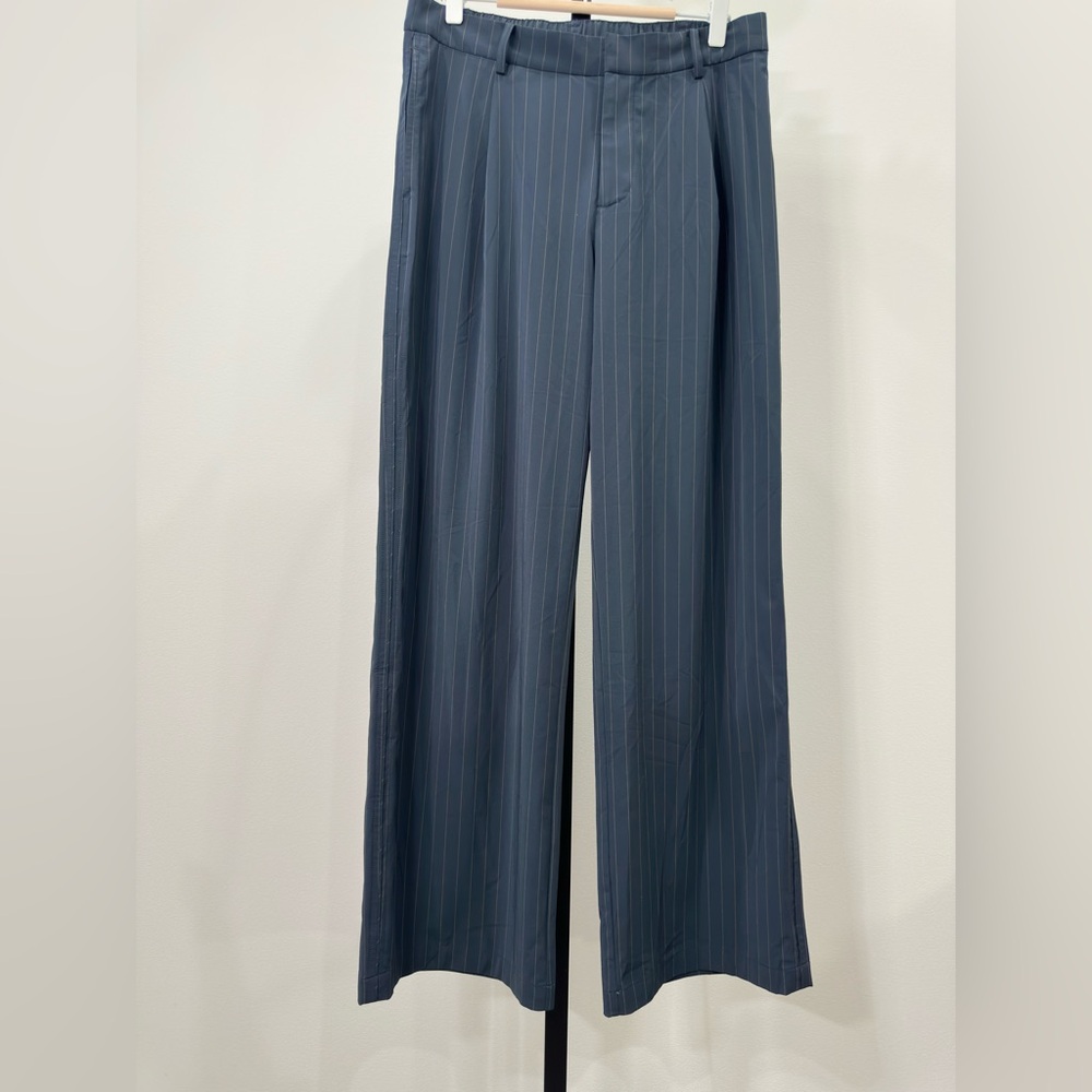 Vuori  Villa Wide-Leg Pinstripe Pants – Size M - Picture 3 of 11
